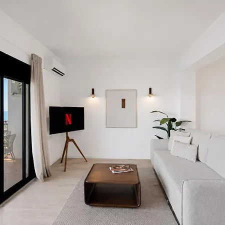 Mediterraneo Beachfront 8 - Center