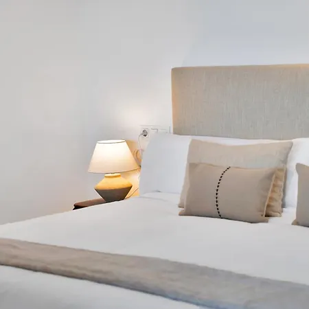 شقة Mediterraneo Beachfront 8 - Center *