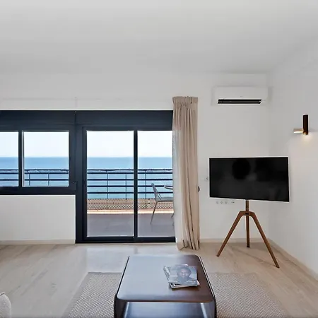 Mediterraneo Beachfront 8 - Center * ماربيا