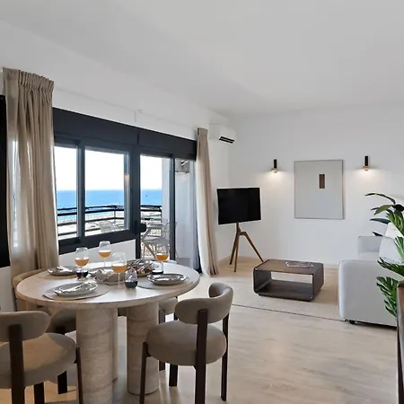 Mediterraneo Beachfront 8 - Center