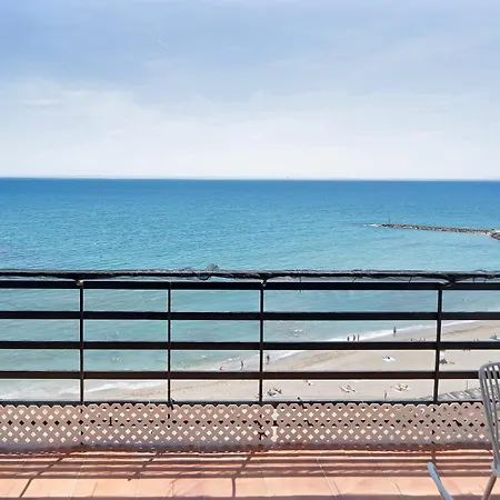 Mediterraneo Beachfront 8 - Center شقة *