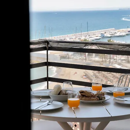 Mediterraneo Beachfront 8 - Center * ماربيا